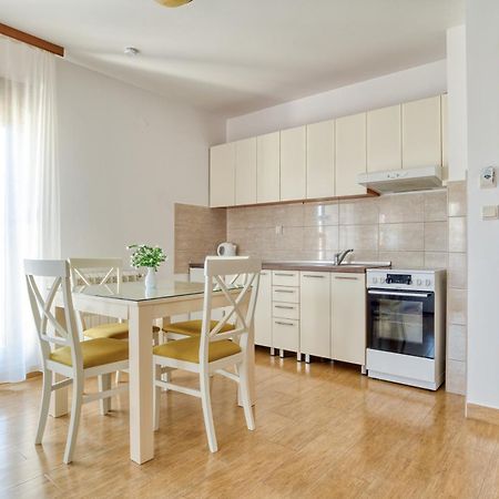Garni Hotel Milica ヘルツェグ・ノヴィ エクステリア 写真